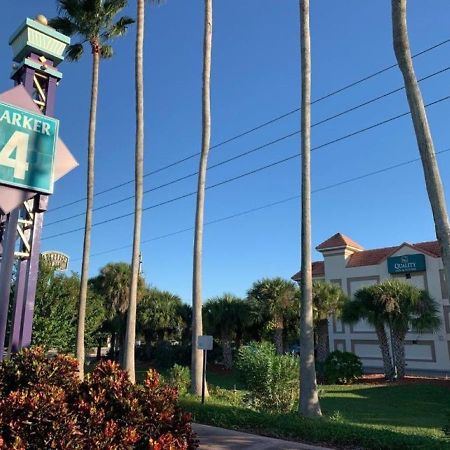 Quality Inn & Suites Kissimmee By The Lake Four Corners Esterno foto