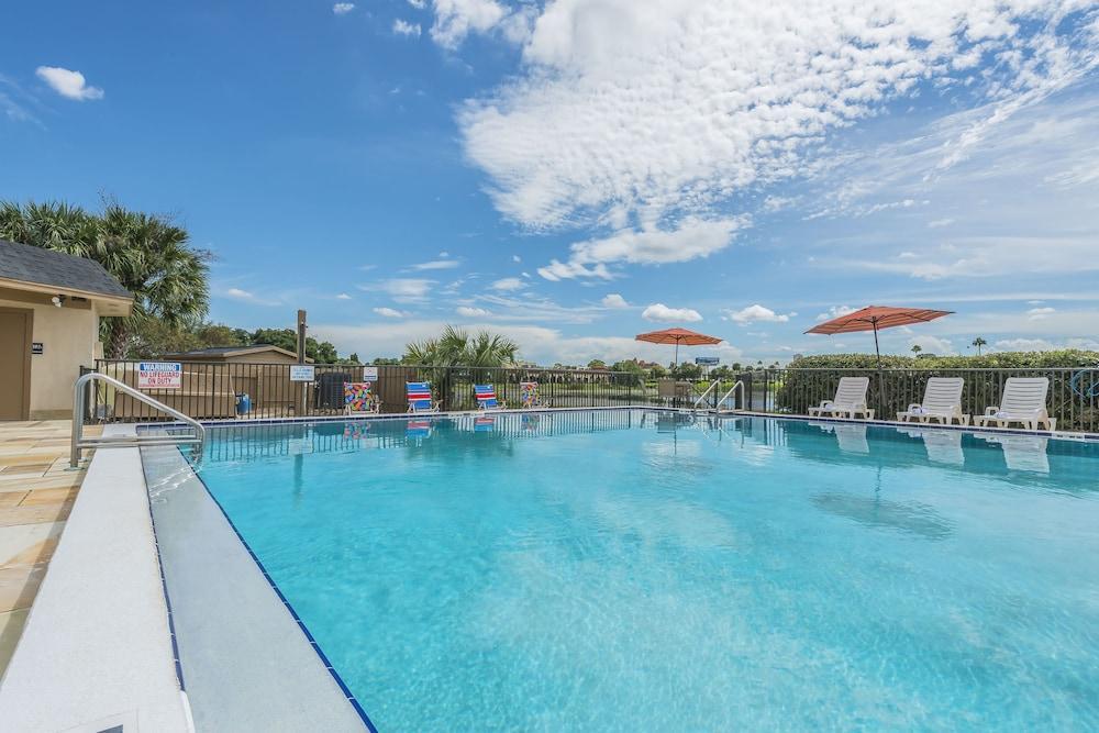 Quality Inn & Suites Kissimmee By The Lake Four Corners Esterno foto