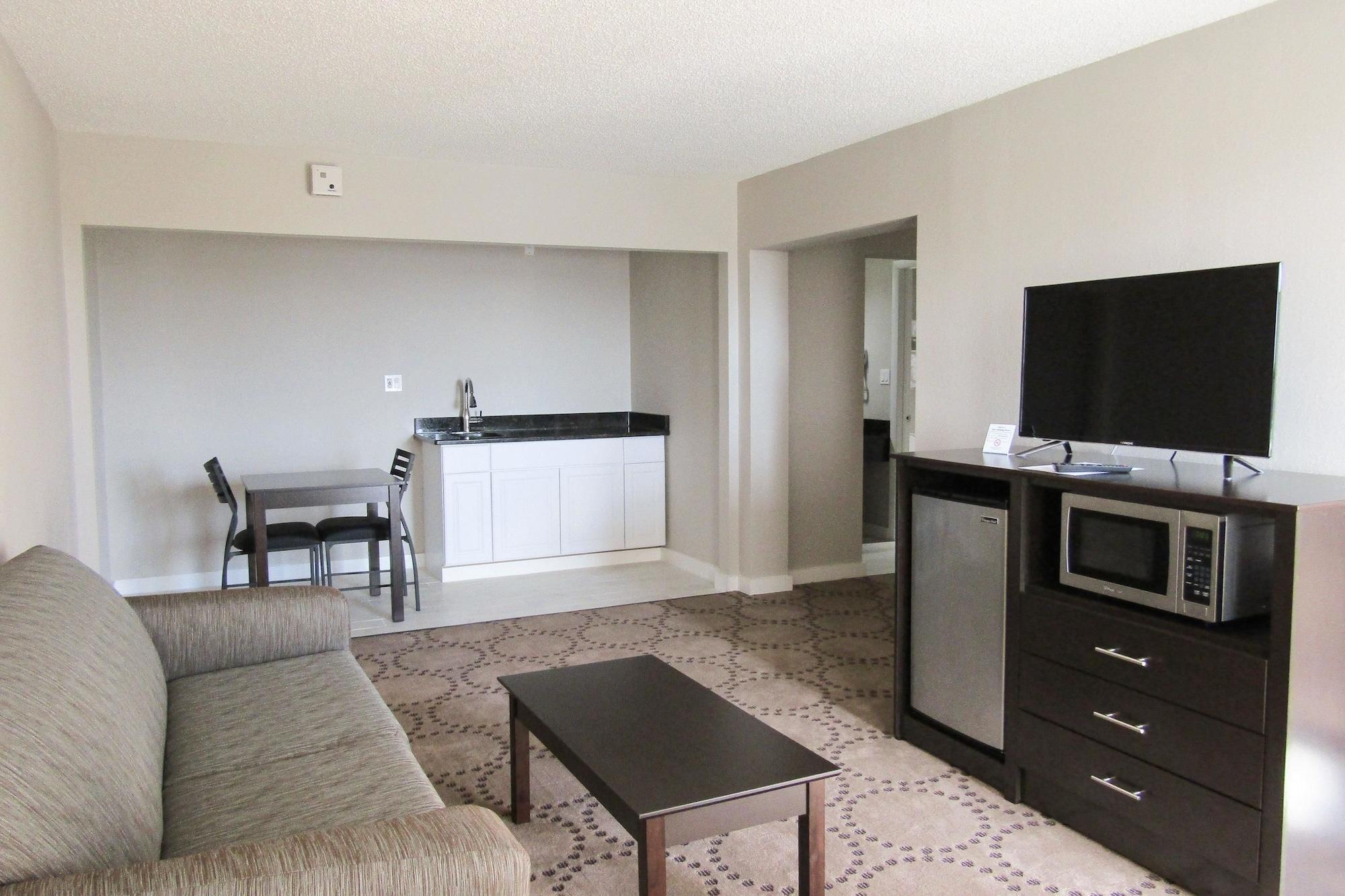 Quality Inn & Suites Kissimmee By The Lake Four Corners Esterno foto