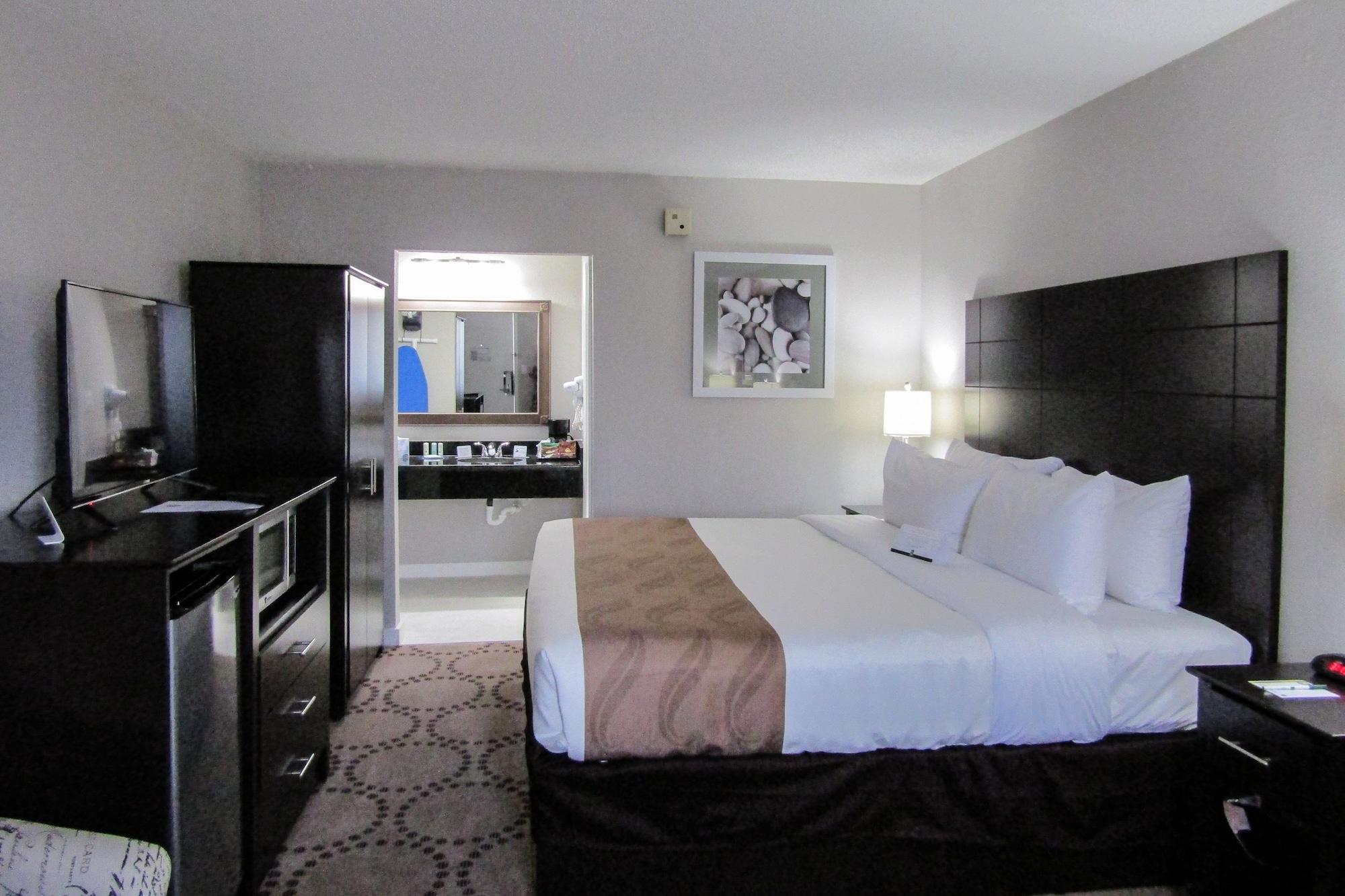 Quality Inn & Suites Kissimmee By The Lake Four Corners Esterno foto