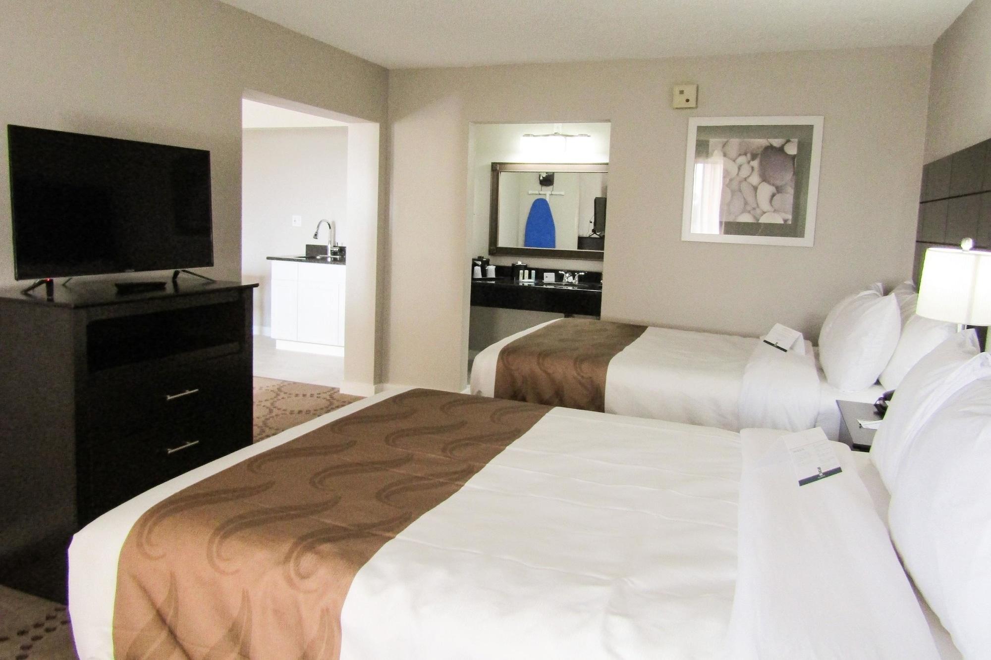 Quality Inn & Suites Kissimmee By The Lake Four Corners Esterno foto