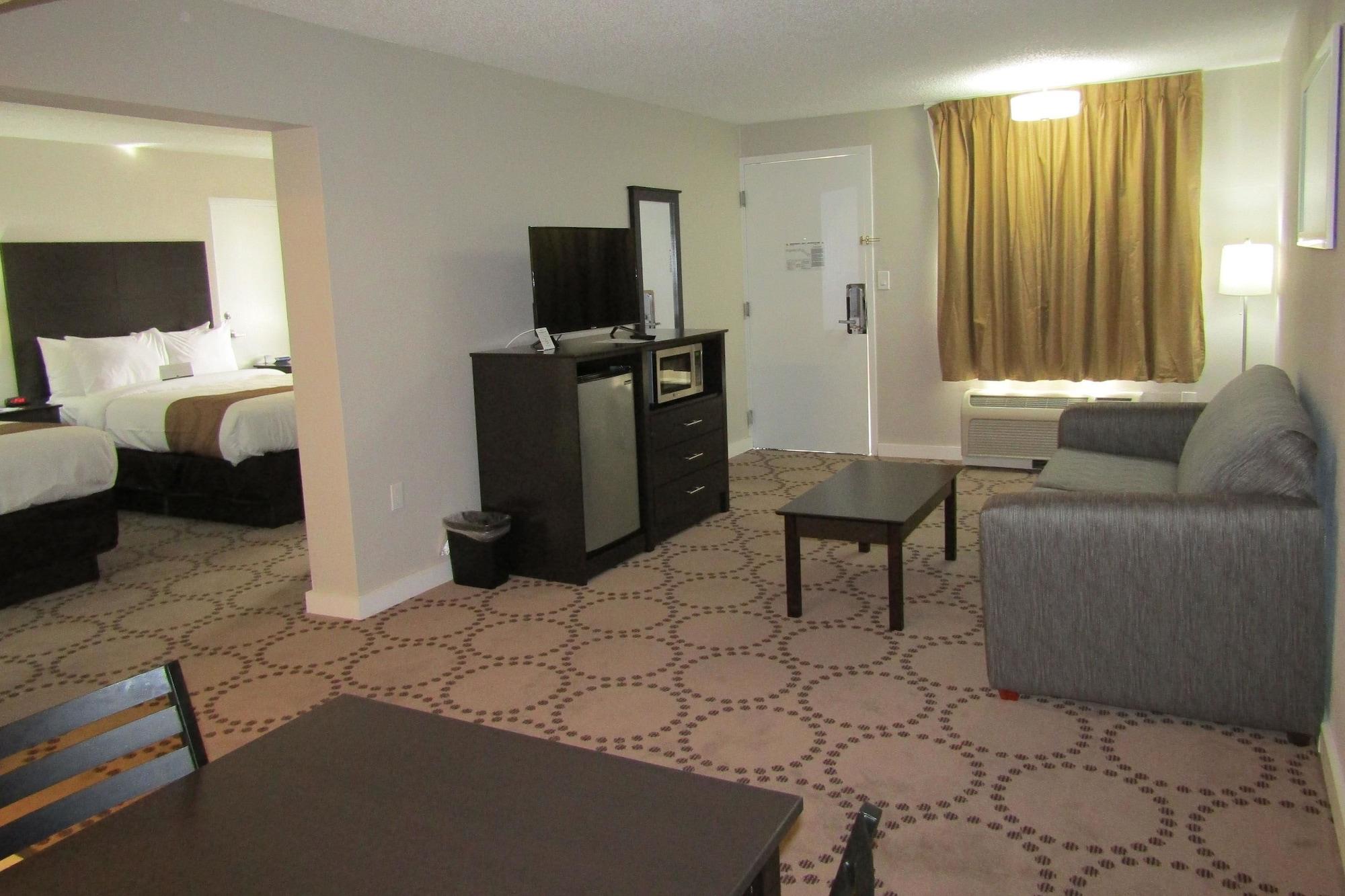 Quality Inn & Suites Kissimmee By The Lake Four Corners Esterno foto