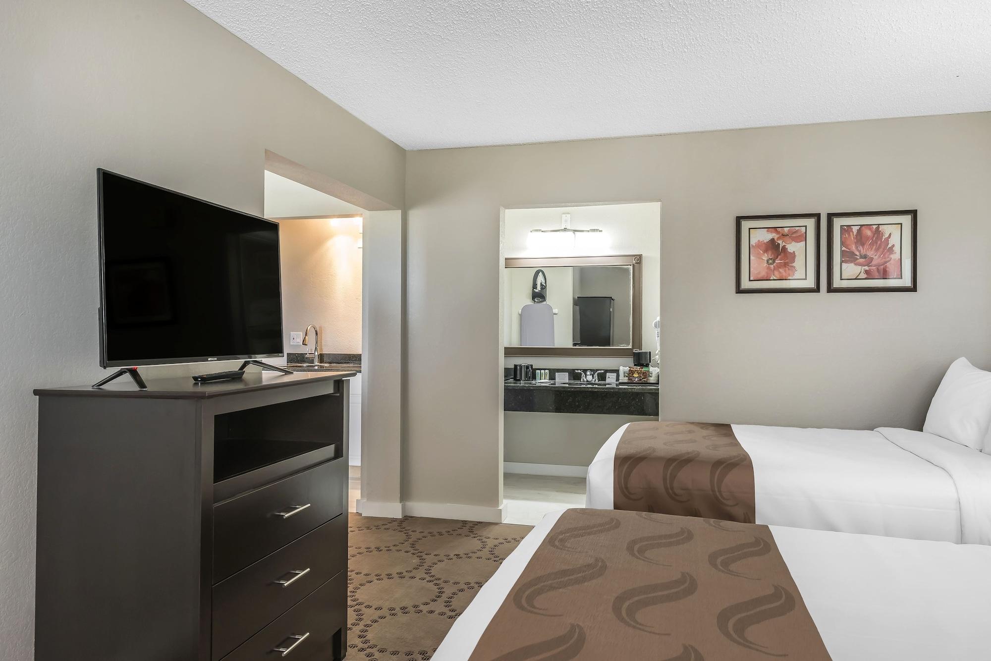Quality Inn & Suites Kissimmee By The Lake Four Corners Esterno foto
