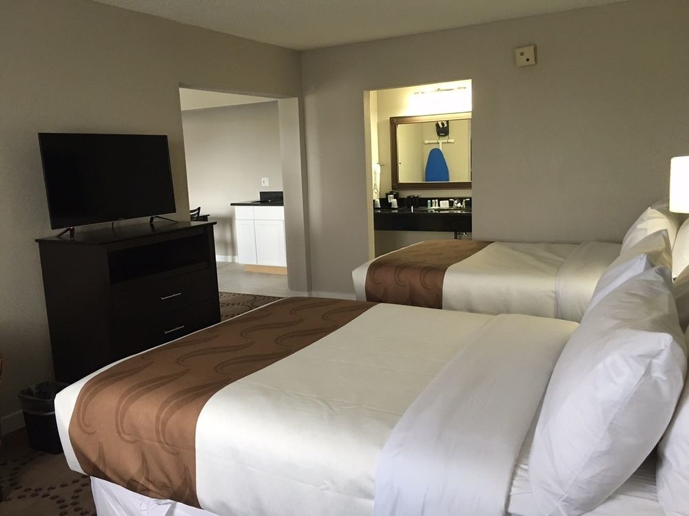 Quality Inn & Suites Kissimmee By The Lake Four Corners Esterno foto