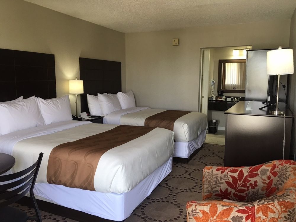 Quality Inn & Suites Kissimmee By The Lake Four Corners Esterno foto